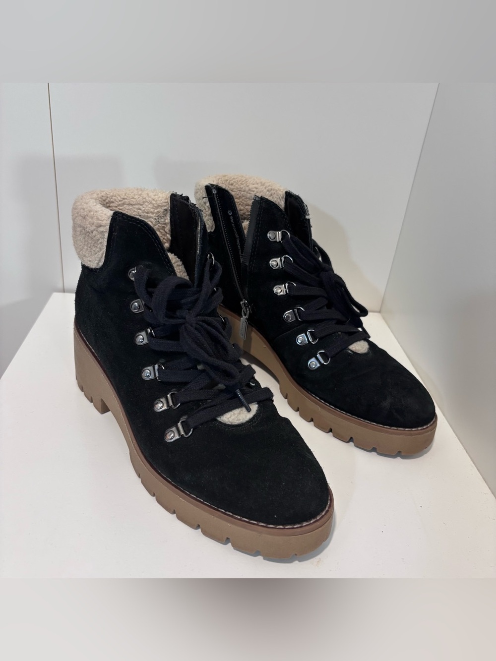 Blondo Devin Waterproof Bootie Suede Hiker Boots Shearling Wedge Lug Sole Black